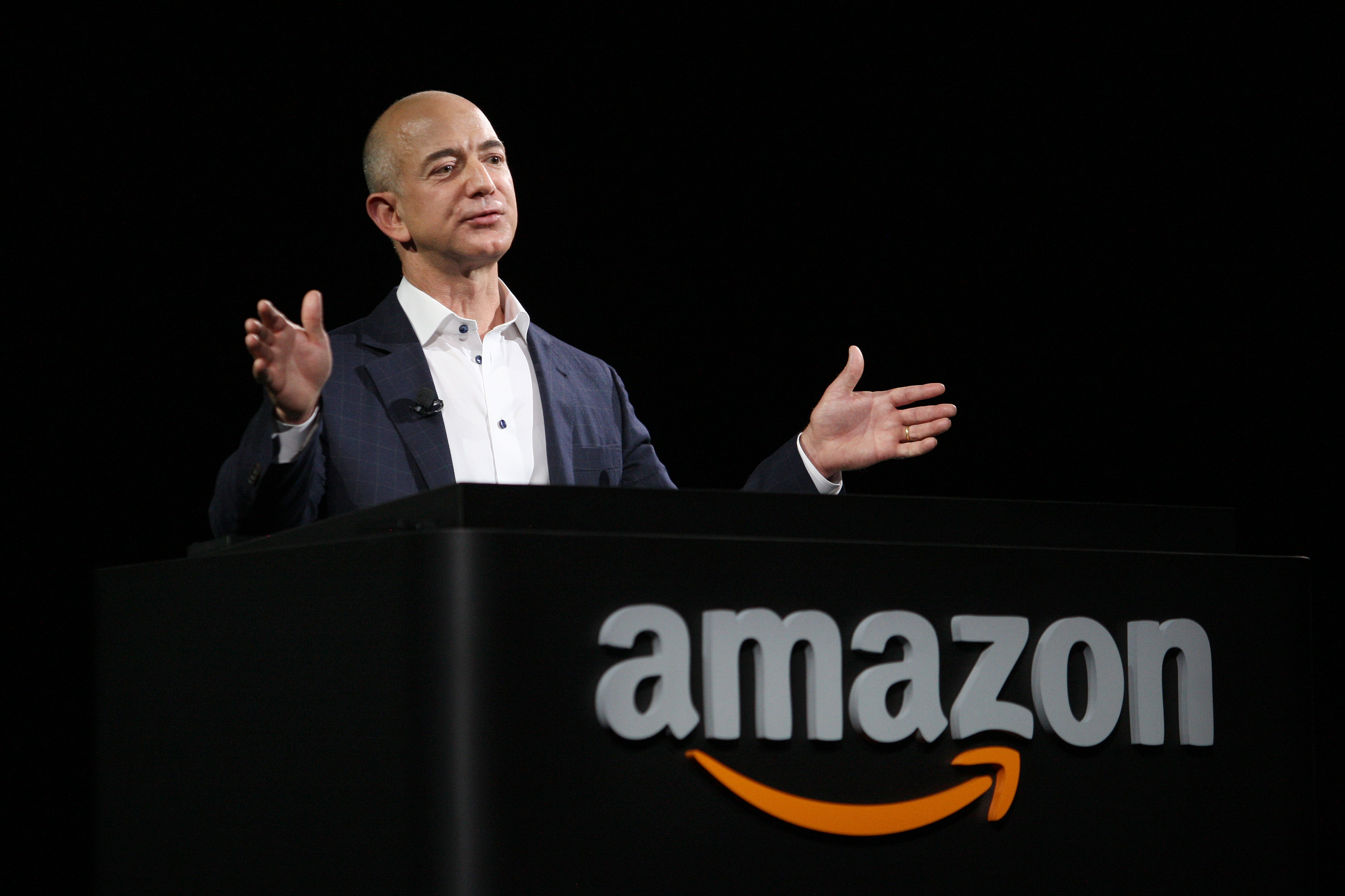 Limbajul nonverbal în afaceri – Jeff Bezos